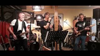 Beale Street Blues Band  cover Creedence Clearwater Revival Suzie Q [upl. by Arraic]