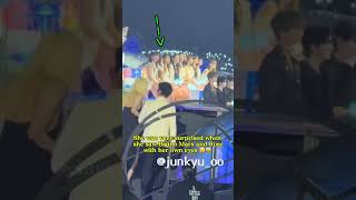 She was very surprised to see Rosé and Bruno Mars with her own eyes rosé brunomars blackpink [upl. by Aneehsram]