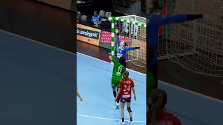 Teamplay ➡️ Pure finish 😮‍💨 håndbold handball clw [upl. by Airbmat948]