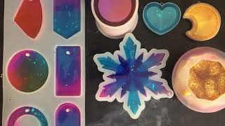 Resin making keychains snowflake diamond and shaker molds [upl. by Yentrac260]