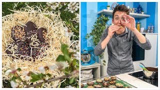 BISCOTTI PER PASQUA CON STAMPINO FATTO IN CASA  Biscotti uovo di Pasqua  Davide Zambelli [upl. by Ellenaej165]