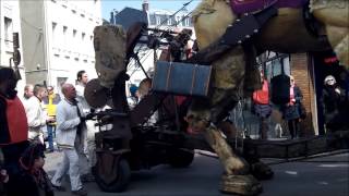 Le quotChamôhquot de la fête de la Scie dHarfleur 2013 [upl. by Anirbak788]