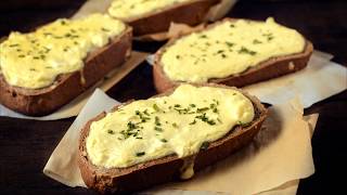 Recette  Tartines moelleuses gratinées au cantal [upl. by Burris56]