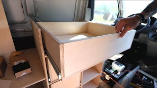 Küche im Van bauen How to Schubladen bauen und Auszüge montieren im T5 DIY Campervan [upl. by Enyledam615]