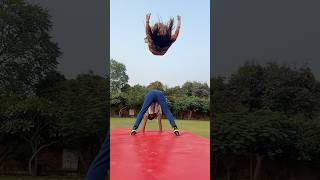 Ye backflip kaisi lagi gymnast acrobatics action stunt viralshorts flip backflip couplegoals [upl. by Atcliffe]