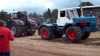 Fendt Vario 824 VS T150K [upl. by Annovaj916]