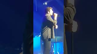 Concert Patrick Fiori Poitiers 23 Mars 2024 extrait de quotQue tu reviennesquot [upl. by Vernier]