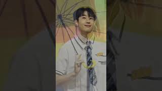 2024083031 Han Seungwoo Edit Makestar Mini Record fan sign Hanseungwoo shorts [upl. by Akemrehs956]