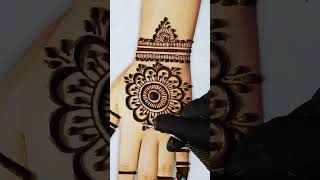 Simple Stylish Back Hand Mehndi Designs  Mehndi Dezign shorts [upl. by Shanney]