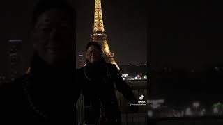 Caracolito Show Cantando en la Torre Eiffel ❤️ [upl. by Leraj]