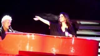 LAURA PAUSINI E CLAUDIO BAGLIONI  PALERMO 2172012 [upl. by Albrecht]