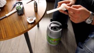 how to open heineken keg NLEN tutorial beertender fust openen homebrew [upl. by Yarehs682]