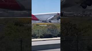 Landing smoothly liveplanespotting aviation airportstream planespotting airport planesspotting [upl. by Alyaj]