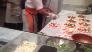 15 PIZZE IN 130 MINUTO15pizzas in less than 1 minute [upl. by Bedelia]