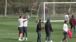 BALOTELLI BIB Dzeko helps Mario out with his bib Inside Training [upl. by Aitnauq]