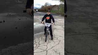 Doing wheelies ￼on bikes￼Thanks for 50 subs [upl. by Edmunda]