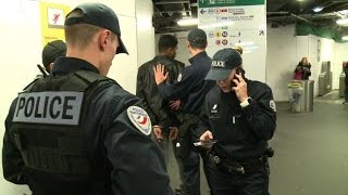 Laction de la police des transports en IledeFrance I AFP Reportage [upl. by Flemings538]