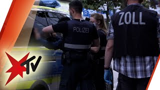 Razzien gegen illegale Schwarzarbeit Unterwegs mit dem Zoll  stern TV [upl. by Darrelle]