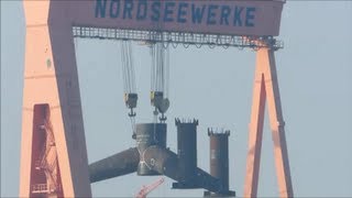 Emden Nordseewerke Bockkran Portalkran  Endlich fährt er wieder [upl. by Arianie566]