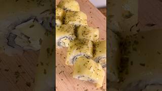 Sushi Vol 6 ➡️ Uramaki 4 quesos sushi food cooking sushilovers japanesefood [upl. by Annot]