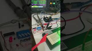 Controles via I2C PIC  Arduino [upl. by Oderfigis]