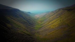 High Cup Nick Via Great Rundale Tarn North Pennines  21 April 2014 [upl. by Anauqal]