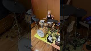 taksedetikpun drumcover blondehair lagurohani [upl. by Anirtak]