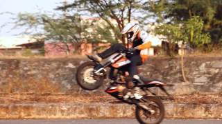 KTM Duke 200 Stunt Video of THROTTLERZ 2013 [upl. by Esinehc]