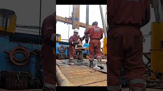 Drill Pipe Tripping Hole rig ad drilling oil tripping [upl. by Radec517]