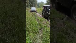 Hunter вытаскивает uaz pickup uaz uazpatriot uazpickup 4x4 offroad [upl. by Alek846]