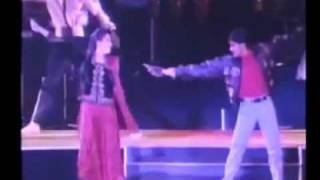 Salman Khan Jooma Chumma Concert London 1990 wmv [upl. by Jollenta]