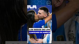 Los Campeones de América festejando a los besos ganar la Copa 😍🏆 Leo Messi Di Maria y todos [upl. by Ahtimat119]