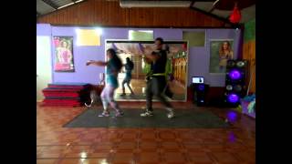 MOVIENDO EL PUM  zumba freestyle [upl. by Eical]