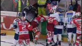 Hockey Fight  Keol McLeod Cortina vs Roland Ramoser Bozen [upl. by Nevur]