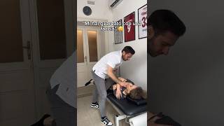 Sblocco osteopatico del sacro 🧑🏻‍⚕️ osteopata osteopatia thrust asmr [upl. by Truman]