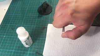 Tutoriel  Brossage à sec  Les bases de la peinture sur figurine 02 [upl. by Hanschen488]