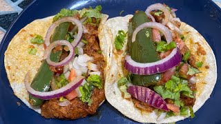 TACOS DE FRIJOLES CON CHORIZO [upl. by Ahselat]