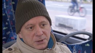 Kältebus spendet Wärme für Bedürftige und Obdachlose [upl. by Walker]