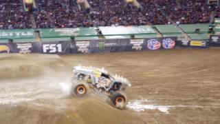 Monster Jam World Finals 2017 XVIII Freestyle Championship MaxD Neil Elliot [upl. by Calore]