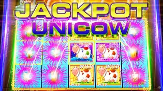 JACKPOT UNICOW MAX BET  Invaders Return From the Planet Moolah  WMS SLOTS LUCKY HIT [upl. by Thalassa238]