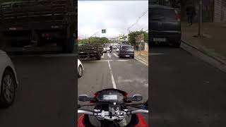 SEMPRE OLHE AO ENTRAR NO CORREDOR DE MOTO  RADAR FAIXA ONIBUS PEGA MOTO lander250 gopro [upl. by Felder154]