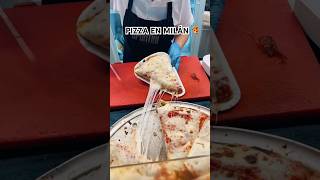 🍕LA PIZZA EN MILÁN ES OTRO ROLLO 🤤 pizza milan milano pizzalover [upl. by Gulick74]