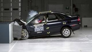 2002 Volvo S40 moderate overlap IIHS crash test [upl. by Anewor]