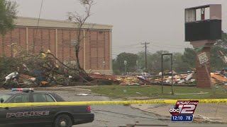 High winds possible tornado cause extensive damage in Floresville [upl. by Cullie]