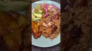 El mejor Locrio de pollo dominicano [upl. by Niamreg]