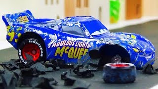 Fabulous Lightning McQueen Crash amp Repair Disney Cars Toys Stop Motion Animation  Ladybird TV [upl. by Berkman]