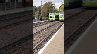 Tramlink CR4000  2553 departing and 2537 arriving Dundonald Road Tram Stop on 61121 shorts [upl. by Averyl466]