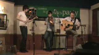 Irish Fiddle  Hornpipes Home Ruler amp Kittys Wedding [upl. by Yenial]