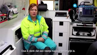 Kom bij de ambulance Ambulancemedewerkers van Witte Kruis vertellen jou waarom [upl. by Hawk323]