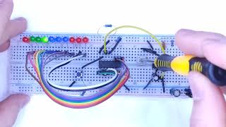 Tutorial How CD4017BE work with a 555 timer and make amazing running LEDs [upl. by Znarf]